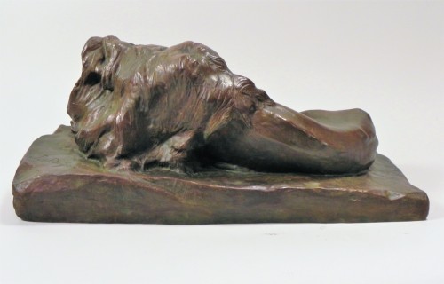 Josuë DUPON (1864-1935) Lion couché Bronze (vers 1908) - Sculpture Style 
