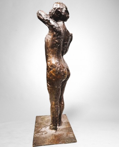Dancer fastening the shoulder strap of her bodice – Edgar Degas, bronze cas - 