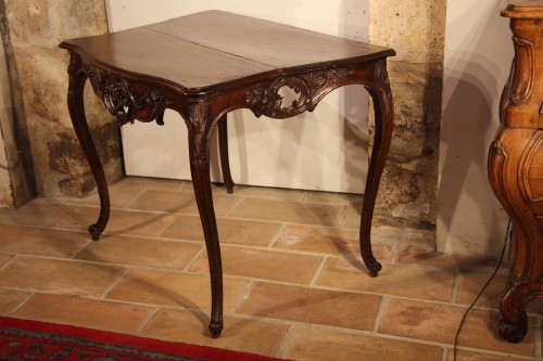 18th C Louis XV walnut wood console table - Furniture Style Louis XV