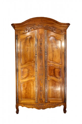 18th C Arlesian marriage armoire (wardrobe) From Provence