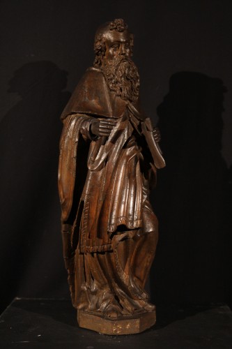 Saint Paul. Statuette en bois de noyer finement sculpté du XVIIe siècle - Sculpture Style 