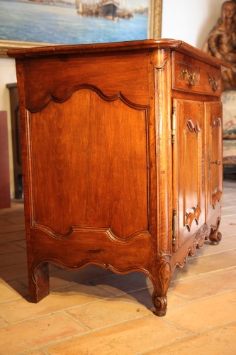 18th century - 18th C Louis XV Buffet (sideboard) From Provence.