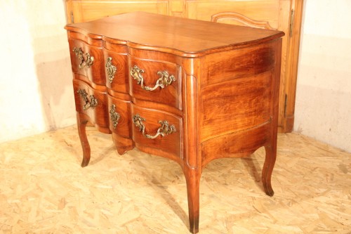 Furniture  - 18th C Southern France Louis XV  commode