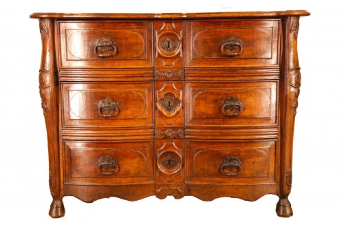 Commode Louis XIV dite Mazarine, travail languedocien du début du XVIIIe siècle