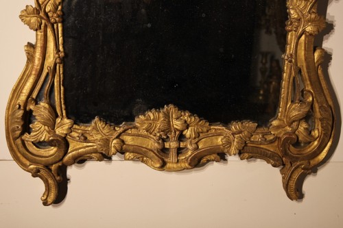 18thC Mirror with glazing bead said “from Beaucaire” in carved gilded wood - Mirrors, Trumeau Style Louis XV