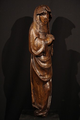 Vierge de douleur en bois de chêne sculpté, travail rhénan début XVIe siècle - Sculpture Style 
