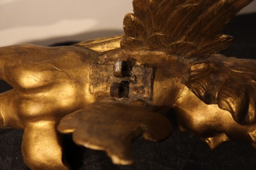 Antiquités - Paire d’angelots porte torchère en bois doré, Italie ou Sud de la France 18e siècle