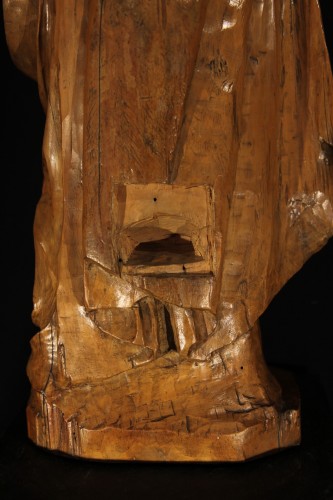 XVIe siècle et avant - Vierge de douleur, sculpture en bois de noyer, Italie circa 1600