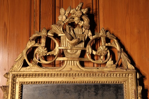 Miroirs, Trumeaux  - Miroir Louis XVI en bois doré Provence