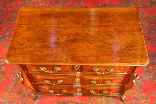 Mobilier Commode - Commode mazarine Louis XIV dite à montants en console