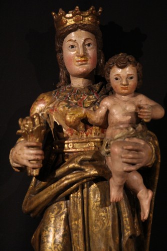 Vierge à l’Enfant, statue en noyer doré et polychromé - Espagne XVIIe siècle - Sculpture Style 