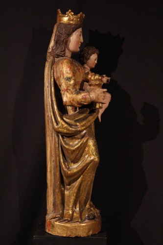 Vierge à l’Enfant, statue en noyer doré et polychromé - Espagne XVIIe siècle - 