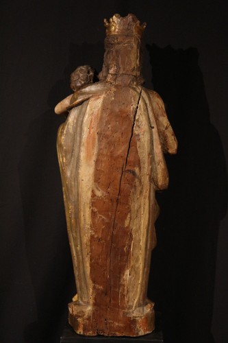  - Vierge à l’Enfant, statue en noyer doré et polychromé - Espagne XVIIe siècle