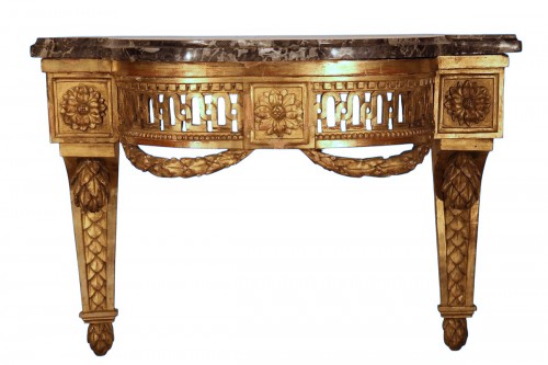19th C Small Louis XVI sconce console in carved and gilded wood.