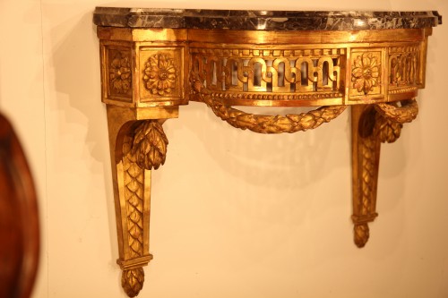 19th C Small Louis XVI sconce console in carved and gilded wood. - 