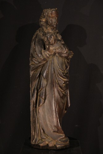 Sculpture  - Virgin and Child in carved and lacquered limewood, France circa 1500