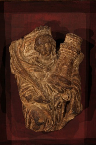 18th C Statuette in terracotta representing saint Barbe. Italian work. - Sculpture Style 