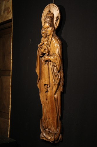 Sculpture  - 16th C Wall-mounted Swabian statue of the Virgin and Child
