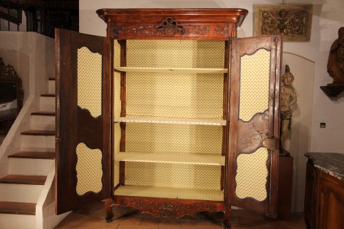 18th century - 18thC Provencal wedding armoire (wardrobe).Walnut wood stained with alkanet