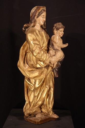 Sculpture Sculpture en Bois - Vierge à L’Enfant début du XVIIIe siècle