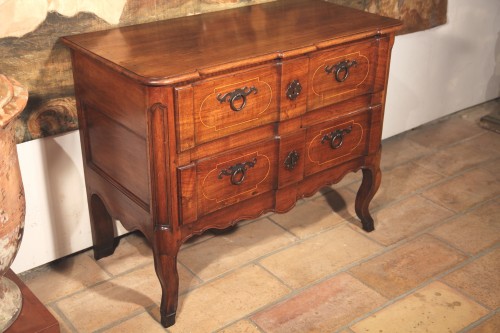 Commode sauteuse aixoise d’époque XVIIIe - Mobilier Style 