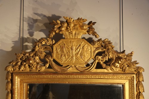 Late 18th C  Louis XVI mirror in carved and gilt wood From Provence - Mirrors, Trumeau Style Louis XVI