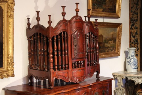 18th C bread locker (panetiere) said “from Fourques”. In walnut wood - Furniture Style 