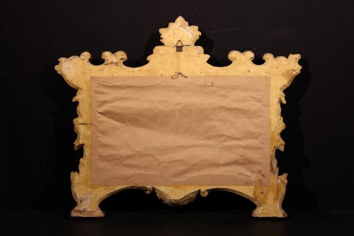XVIIIe siècle - Ensemble de 3 petits miroirs en bois sculpté, doré et polychrome.Italie époque XVIIIe