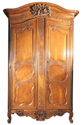 Armoire de mariage nîmoise XVIIIe siècle