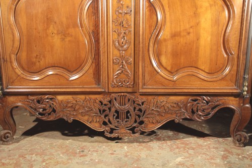 Furniture  - 18thC Marriage Armoire (wardrobe) from Nîmes