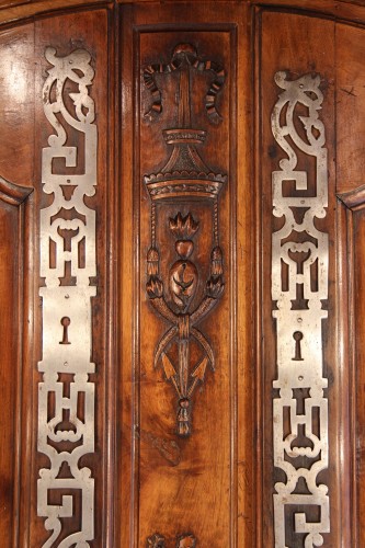 Second half of 18th C marriage Armoire from Arles (Provence). - Louis XV