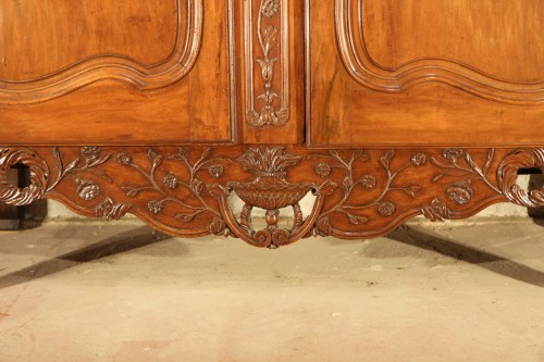 Middle of 18thC  marriage “armoire” (wardrobe) From Provence - Furniture Style 