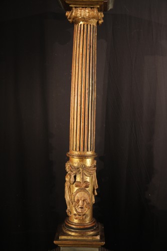 16th C column  in gilt and lacquered wood. From Italy - 