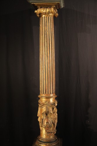 16th C column  in gilt and lacquered wood. From Italy - 