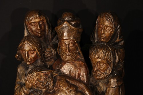 Carved oak wood Lamentation of the dead Christ, Rhine work circa 1500 - Sculpture Style 