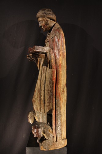 Late 16th C Statue: Saint Dominique in coak wood with traces of polychromy. - 