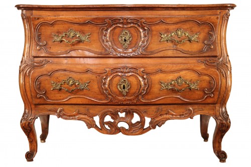 Commode sauteuse Louis XV du pays nîmois