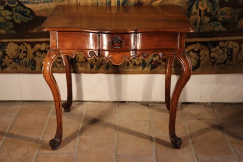 Table d’apparat Louis XV en bois de merisier - Travail languedocien du XVIIIe siècle - Mobilier Style Louis XV