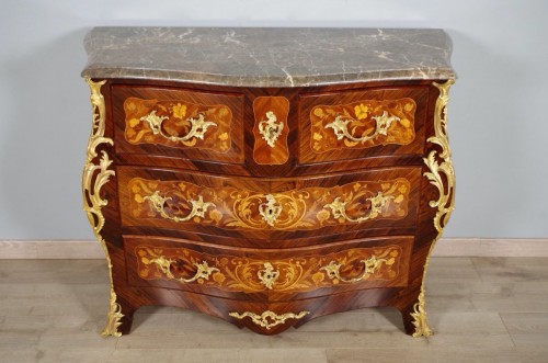Furniture  - Napoleon III chest of drawers in gilded bronze marquetry