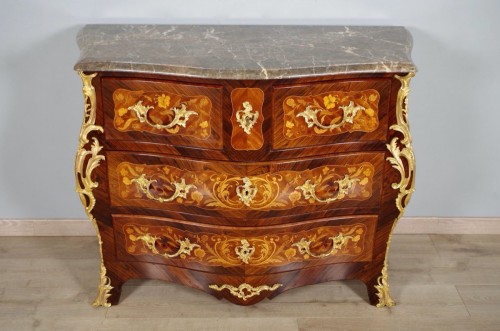 Mobilier Commode - Commode Napoléon III en marqueterie bronzes dorés