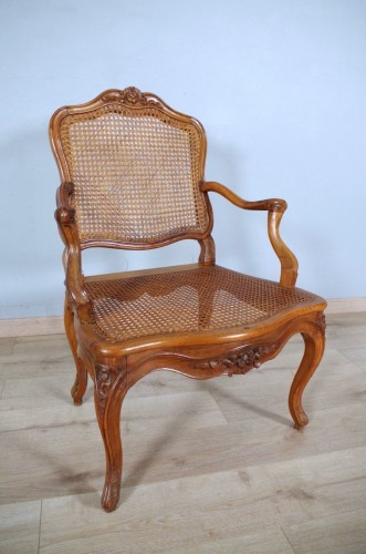 Fauteuil époque Louis XV estampillé Nogaret - Sièges Style Louis XV