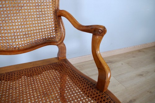 Antiquités - Fauteuil époque Louis XV estampillé Nogaret
