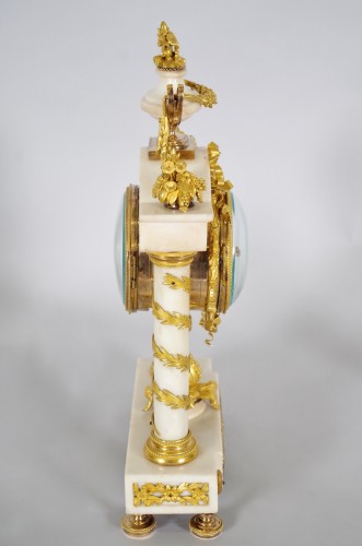 Antiquités - Louis XVI period clock