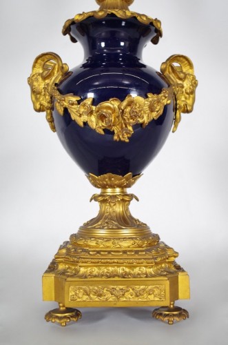 Napoléon III - French Napoléon III bronze and porcelain candelabra