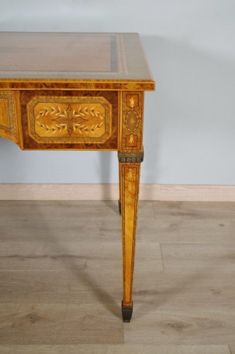 Bureau plat du Faubourg Saint-Antoine, vers 1900 - 