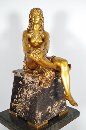 Sculpture Sculpture en Bronze - Théophile François Somme (1871-1952) - Jeune Phénicienne