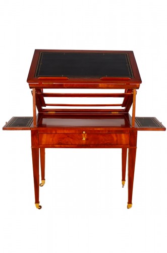 French 18th century "A la Tronchin" mahogany table