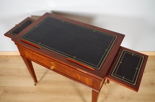 18th century - French 18th century &quot;A la Tronchin&quot; mahogany table