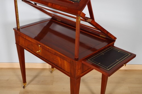 French 18th century &quot;A la Tronchin&quot; mahogany table - Directoire