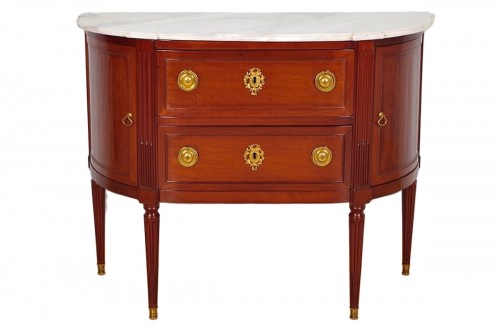 Commode époque Louis XVI estampillée Roussel